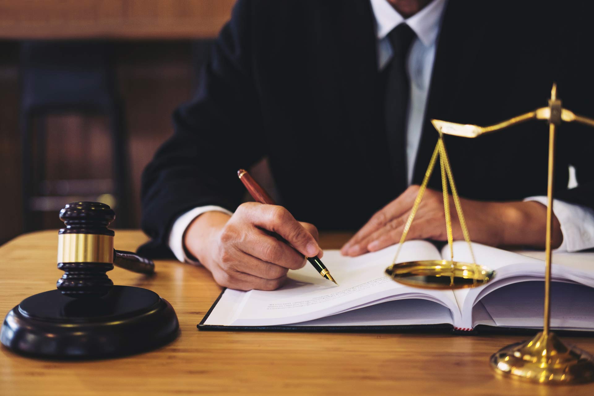 No matter the legal situation, attorney Fred Gant has the experience to handle it.